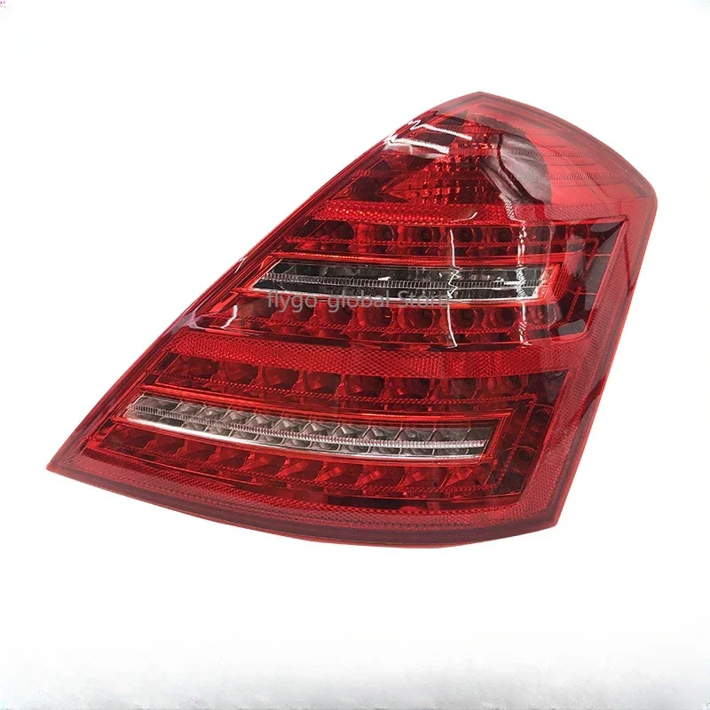 Suitable for 10-13years Mercedes-Benz S-Class 221rear tail light original car exterior tail light signal 2218201464/2218201364PP
Suitable for 10-13years Mercedes-Benz S-Class 221rear tail light original car exterior tail light signal 2218201464/2218201364PP