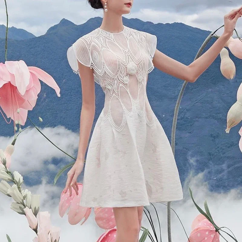 2024 White Flower Dress Women O-neck Vintage Lace Embroidery Bodycon Dress High Waist Sleeveless Lovely Vestidos Summer Beach
2024 White Flower Dress Women O-neck Vintage Lace Embroidery Bodycon Dress High Waist Sleeveless Lovely Vestidos Summer Beach