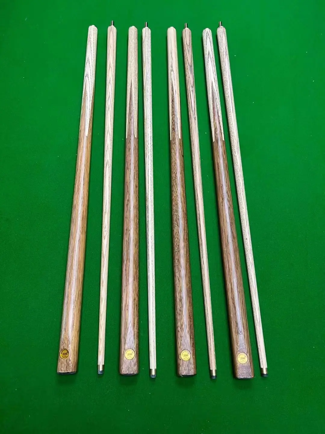 Премиум, 57 дюймов, 10 мм, материал ясеня, 1/2 шарнира, бильярдный кий
Премиум, 57 дюймов, 10 мм, материал ясеня, 1/2 шарнира, бильярдный кий