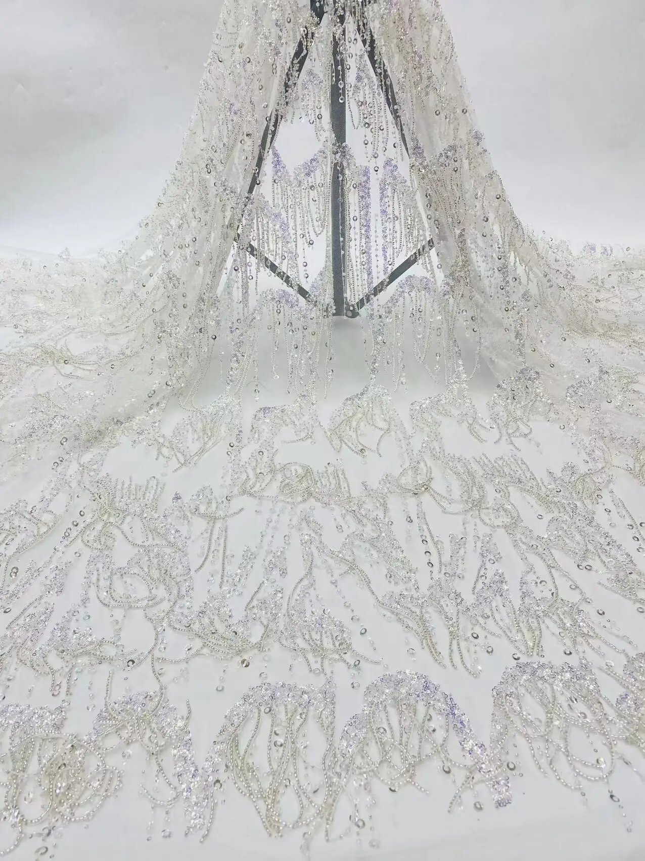 wedding dress lace fabric sequins SYJ-1308802 tulle with beads lace fabric wedding gown dress lace
wedding dress lace fabric sequins SYJ-1308802 tulle with beads lace fabric wedding gown dress lace