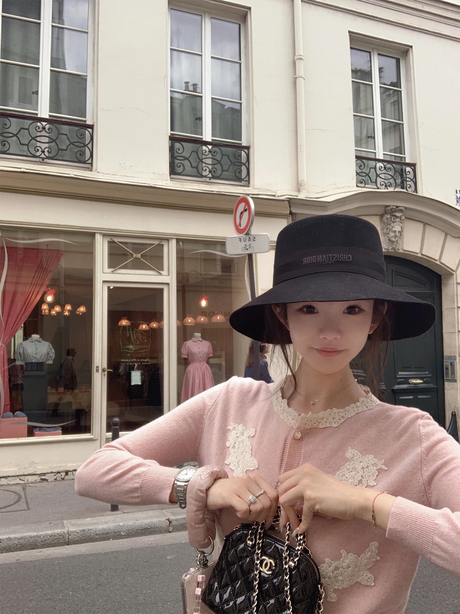 Шерстяной кардиган с тяжелой вышивкой, золотистый, бренд Musoom, комфортный крой, длинный рукав, круглый вырез, трикотаж
Шерстяной кардиган с тяжелой вышивкой, золотистый, бренд Musoom, комфортный крой, длинный рукав, круглый вырез, трикотаж