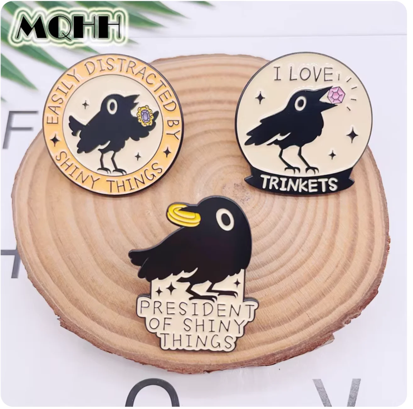 Sweet and lovely animal bird brooch black bird flower round alloy badge pin personalized jewelry accessories
Sweet and lovely animal bird brooch black bird flower round alloy badge pin personalized jewelry accessories