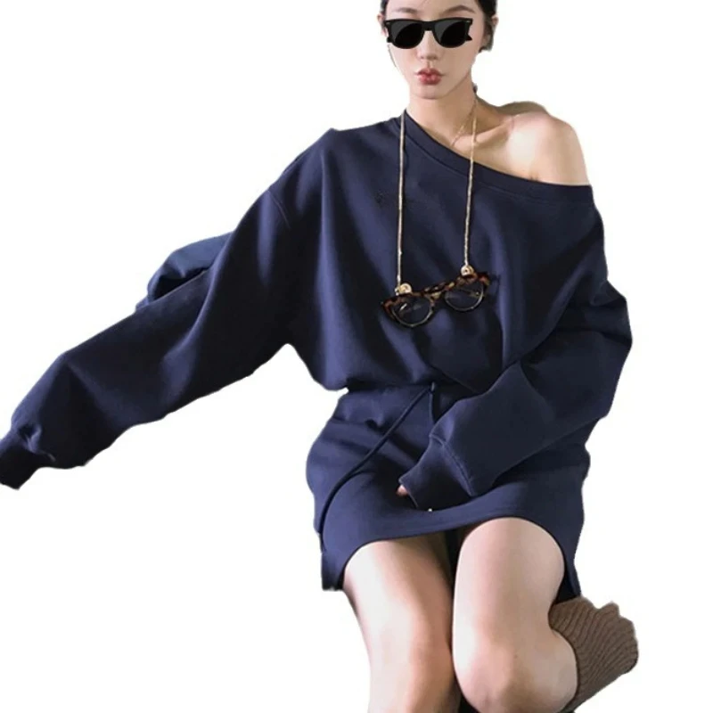 Slant Shoulder Hoodie for Women Autumn 2024 New Loose Long Sleeved Off Shoulder Top
Slant Shoulder Hoodie for Women Autumn 2024 New Loose Long Sleeved Off Shoulder Top