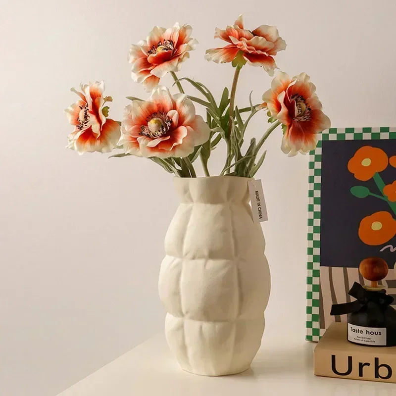 boyouCream Vase White Beige Ceramics Flower Pot Modern Art Decor Wedding Party Living Room Bedroom Decoration Accessories
boyouCream Vase White Beige Ceramics Flower Pot Modern Art Decor Wedding Party Living Room Bedroom Decoration Accessories