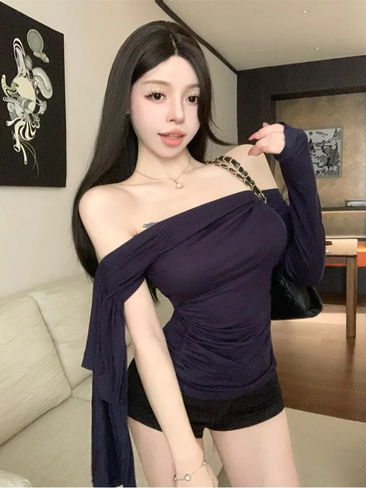 Sexy Asymmetrical Shoulder Long Sleeve T-Shirt Women's Autumn Sweet And Spicy Girl Body Shape Display Base Shirt Inner Wear
Sexy Asymmetrical Shoulder Long Sleeve T-Shirt Women's Autumn Sweet And Spicy Girl Body Shape Display Base Shirt Inner Wear