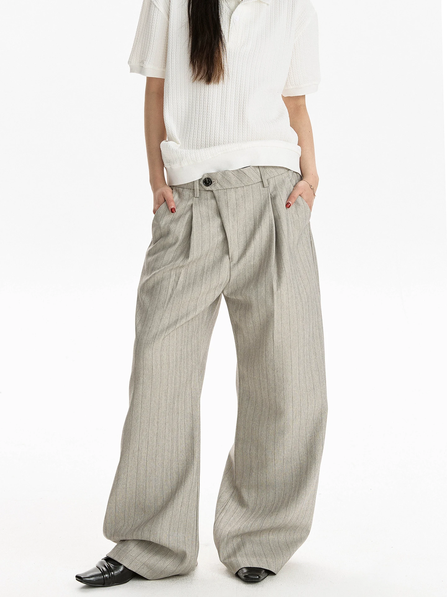 Apocket American Style Casual Wide Leg Pants Men Women High Waist Trousers Drapey Pleated Striped Leisure Trousers
Apocket American Style Casual Wide Leg Pants Men Women High Waist Trousers Drapey Pleated Striped Leisure Trousers