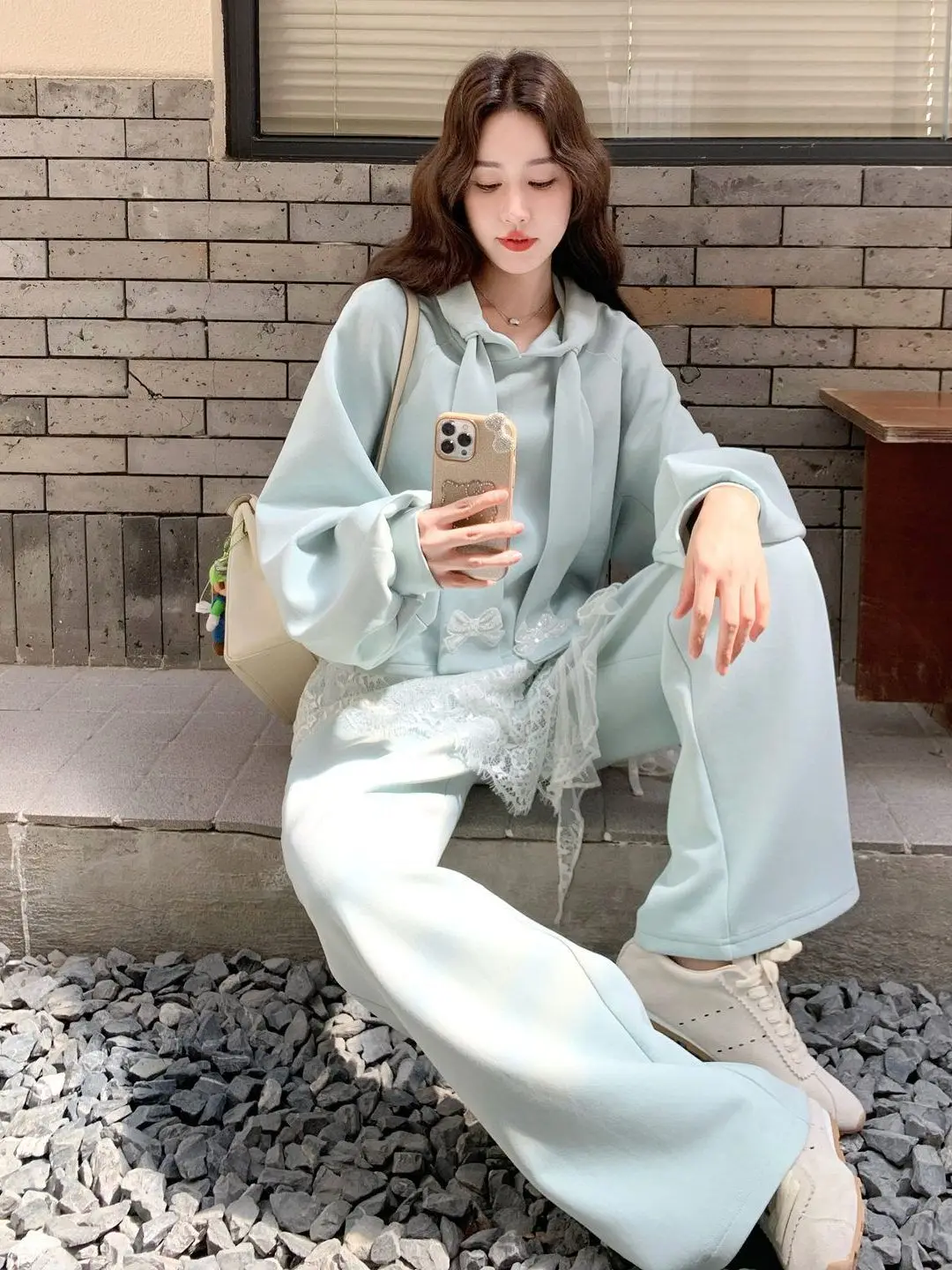 plus Size Casual Hoodie Set Women's Lace High Waist Slimming Pants Tee Piece Set Comfortable Loose Fit Autumn Winter Clothes
plus Size Casual Hoodie Set Women's Lace High Waist Slimming Pants Tee Piece Set Comfortable Loose Fit Autumn Winter Clothes