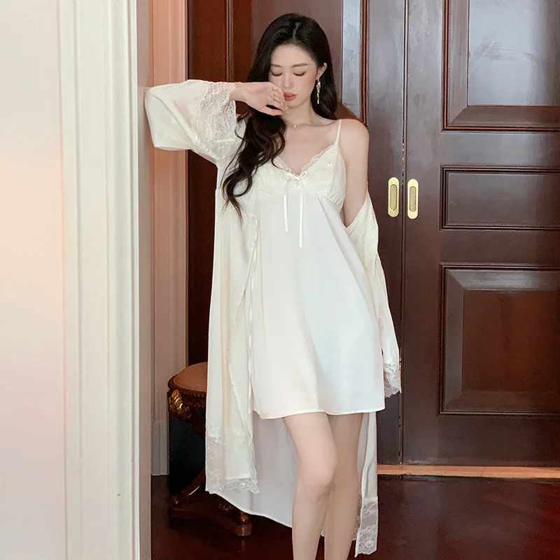 French New Sexy Halter Nightgown Robe Spring and Autumn Summer Elegant Ice Silk French Fairy Morning Robe Homewear Two-Piece Set
French New Sexy Halter Nightgown Robe Spring and Autumn Summer Elegant Ice Silk French Fairy Morning Robe Homewear Two-Piece Set
