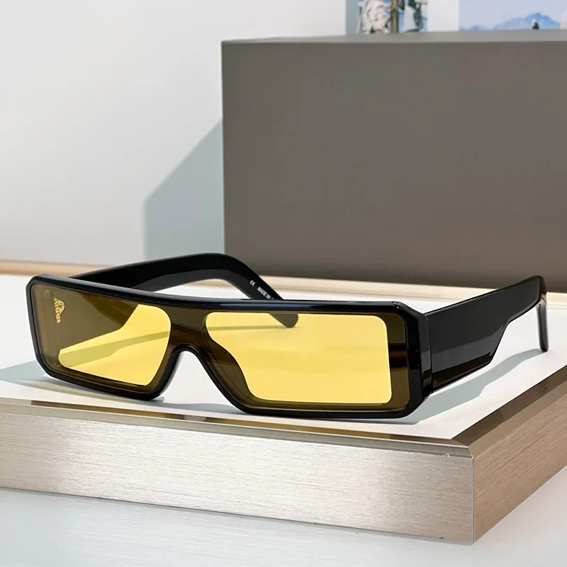 Men's Niche Street Fashion Sqaure Black Sunglsses 2025 Trendy INS Style Designer Brand Acetate Solar Glasses for Male
Men's Niche Street Fashion Sqaure Black Sunglsses 2025 Trendy INS Style Designer Brand Acetate Solar Glasses for Male