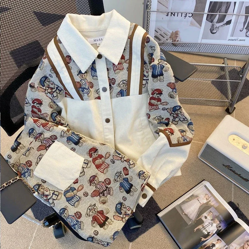 Women's Vintage Sweet Bear Print Skirt Suit Lapel Long Sleeves Tops and Loose Skirt 2024 Summer Two Piece Kawaii's Set Outfits
Women's Vintage Sweet Bear Print Skirt Suit Lapel Long Sleeves Tops and Loose Skirt 2024 Summer Two Piece Kawaii's Set Outfits
