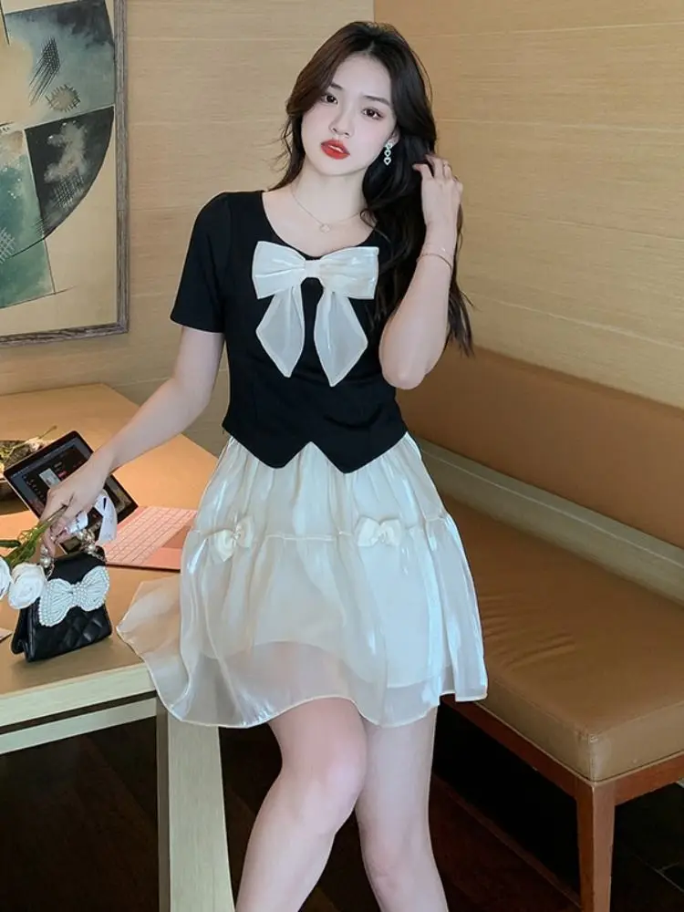 Women's Two Skirt Piece Set Little Fragrance Full Co Ord New in Matching Sets Vintage Formal Event Short Sleeve Female Outfits
Women's Two Skirt Piece Set Little Fragrance Full Co Ord New in Matching Sets Vintage Formal Event Short Sleeve Female Outfits