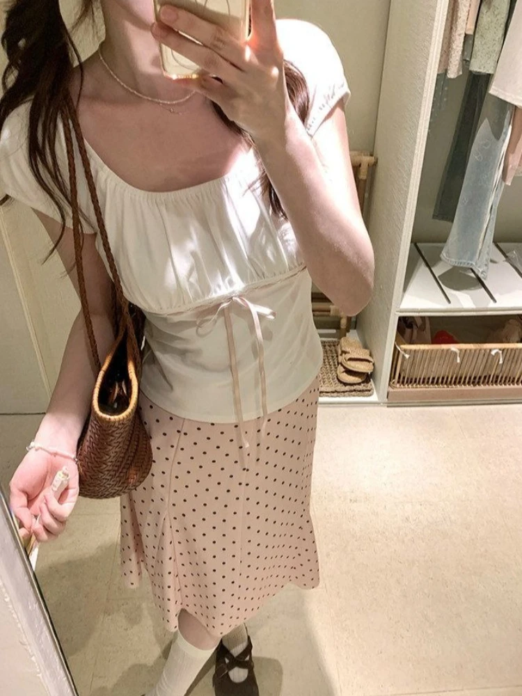 New Korean Style Sweet Fashion 2 Piece Set Women Vintage Y2k Tops + Polka Dot Pink Midi Skirt Japanese Casual High Street Outfit
New Korean Style Sweet Fashion 2 Piece Set Women Vintage Y2k Tops + Polka Dot Pink Midi Skirt Japanese Casual High Street Outfit