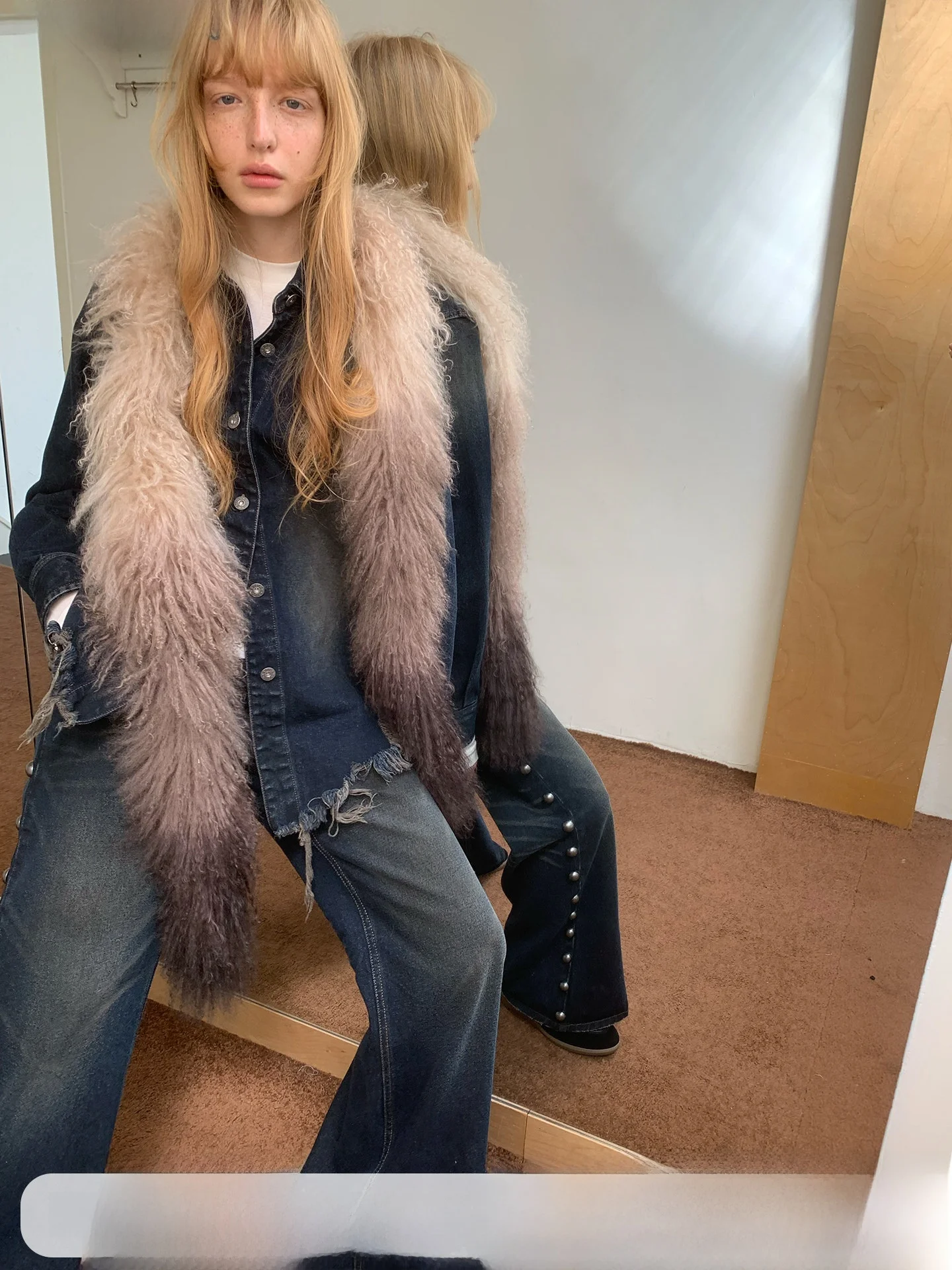 1JINN STUDIO Vintage Gradient Color Long Black Woolen Fur Real Hair Large Scarf Fur Collar Versatile Fashion Accessory for Youth
1JINN STUDIO Vintage Gradient Color Long Black Woolen Fur Real Hair Large Scarf Fur Collar Versatile Fashion Accessory for Youth