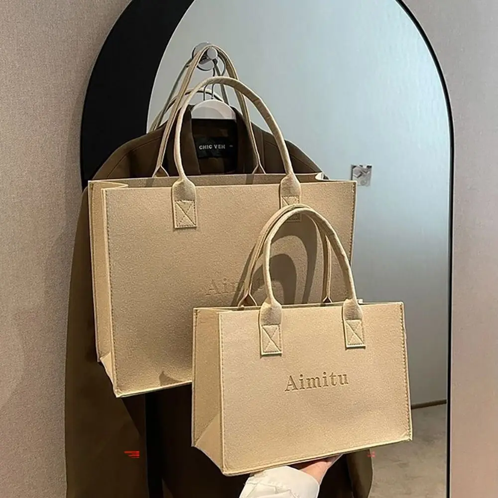 1Pcs Casual Large Capacity Felt Shoulder Bag Solid Color S/M/L Messenger Bag Simple Travel Crossbody Handbag Women Messenger Bag
1Pcs Casual Large Capacity Felt Shoulder Bag Solid Color S/M/L Messenger Bag Simple Travel Crossbody Handbag Women Messenger Bag