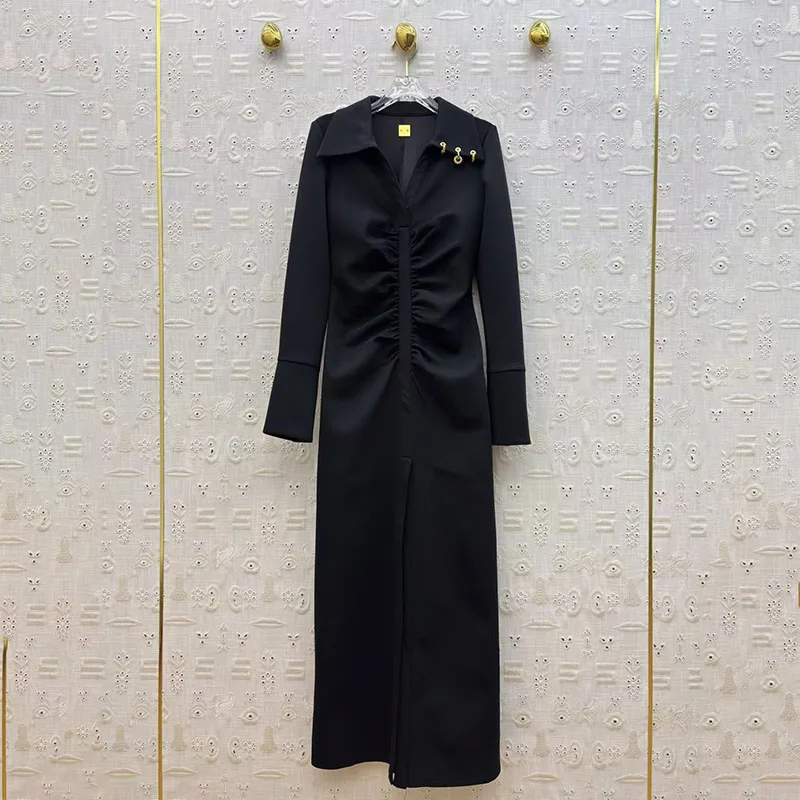 Glamorous lady-style V-neck dress for women - pleated, fitted at the waist, slimming, with a slit. 2026 spring new design.
Glamorous lady-style V-neck dress for women - pleated, fitted at the waist, slimming, with a slit. 2026 spring new design.