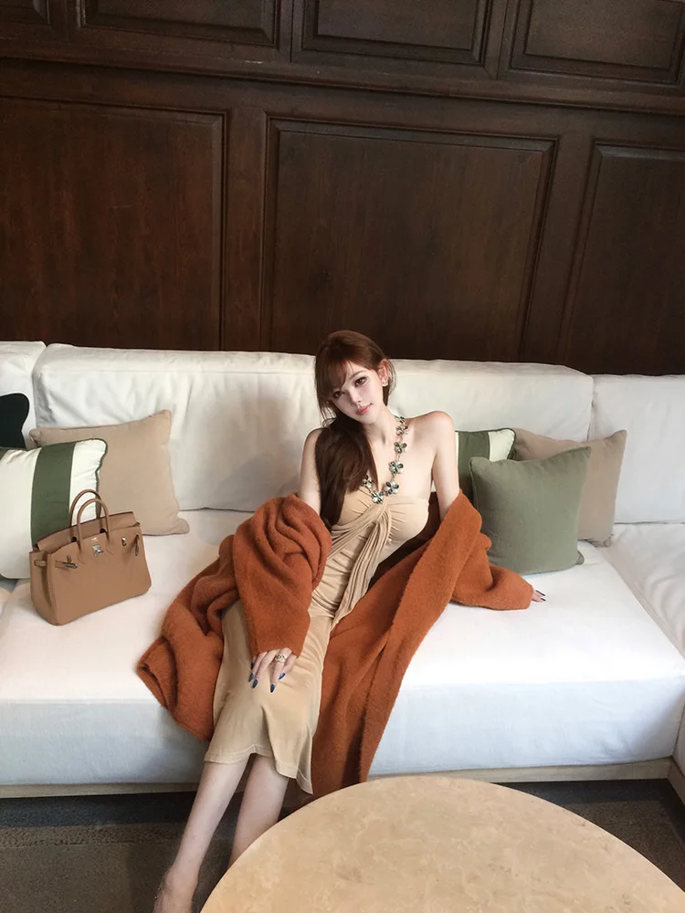 Heavyweight Design Sense Ne Hanging Tube Dr Pumpkin Woolen Coat Women's Faion Autumn Collection Thiened Polyester Fiber
Heavyweight Design Sense Ne Hanging Tube Dr Pumpkin Woolen Coat Women's Faion Autumn Collection Thiened Polyester Fiber