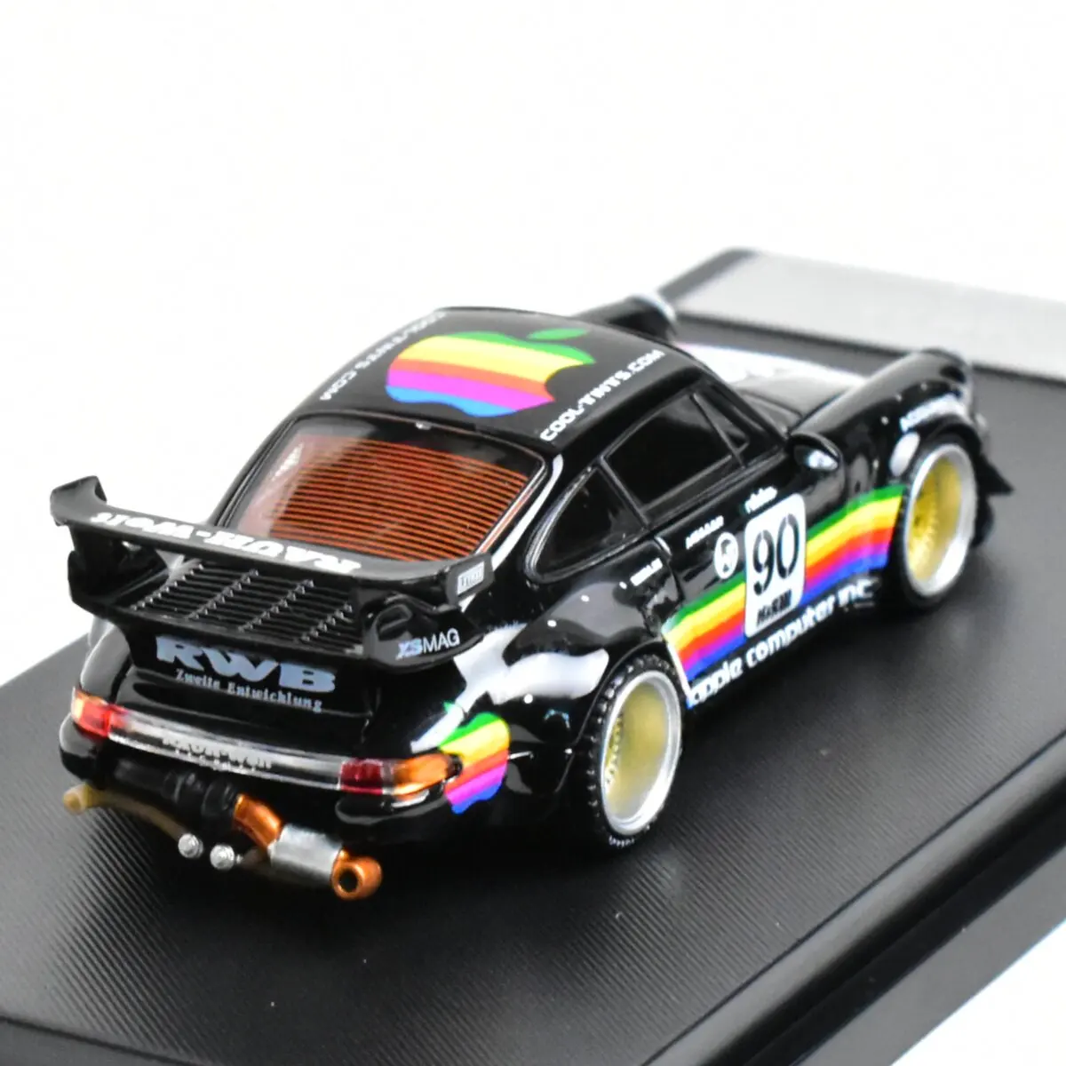SW 1:64 Giftable RWB 964 Diecast Model Car
SW 1:64 Giftable RWB 964 Diecast Model Car