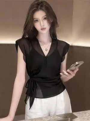 Fashionable V-Neck Mesh Lace Crop Top Women Summer Thin Irregular Waist-Cinching Bow-Knot Short-Sleeve Chiffon Blouse
Fashionable V-Neck Mesh Lace Crop Top Women Summer Thin Irregular Waist-Cinching Bow-Knot Short-Sleeve Chiffon Blouse