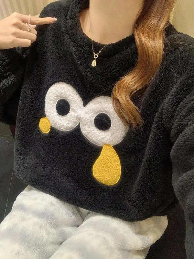 Women's pajamas Comfortable Sleepwear Cotton Pajama Set winter Coral Fleece Funny Thick Warm Flannel Home Suit
Women's pajamas Comfortable Sleepwear Cotton Pajama Set winter Coral Fleece Funny Thick Warm Flannel Home Suit