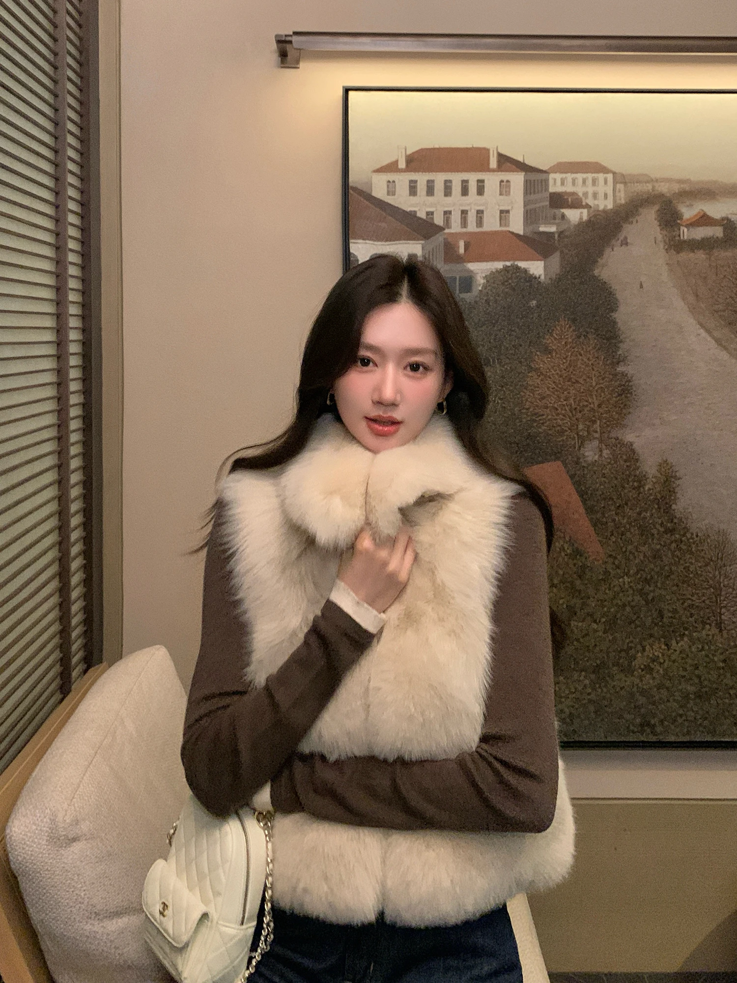 LM Soft Thi Fur Vest ort Women's Sle 2025 New Winter Faion Korean Version Loose Fit Polyester
LM Soft Thi Fur Vest ort Women's Sle 2025 New Winter Faion Korean Version Loose Fit Polyester