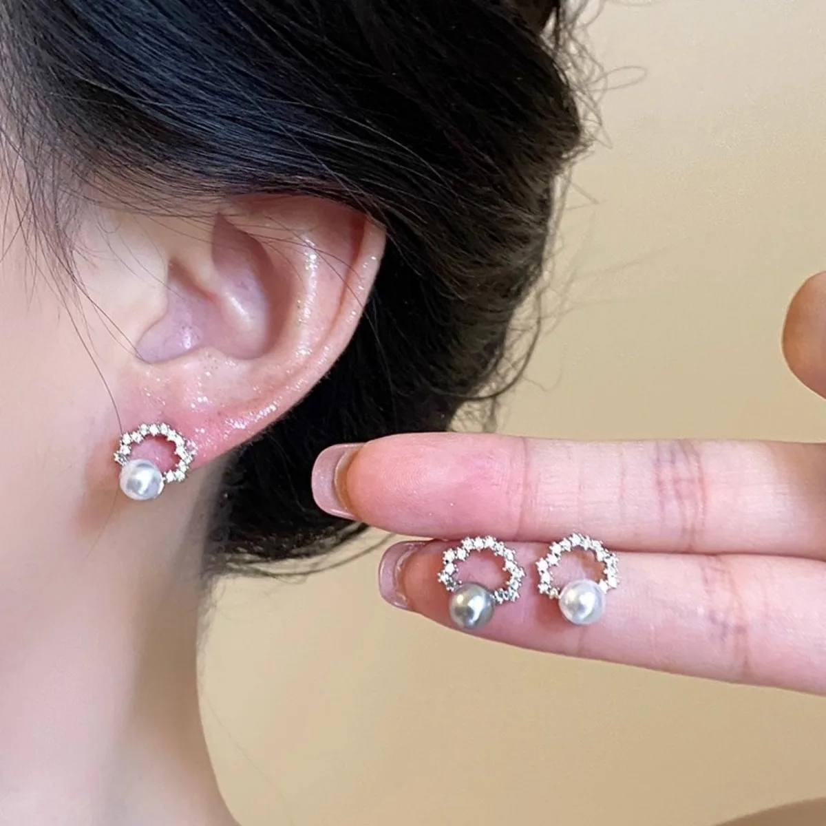 pearl stud earrings with crystal circle minimalist elegant trendy lightweight fashion jewelry for women
pearl stud earrings with crystal circle minimalist elegant trendy lightweight fashion jewelry for women