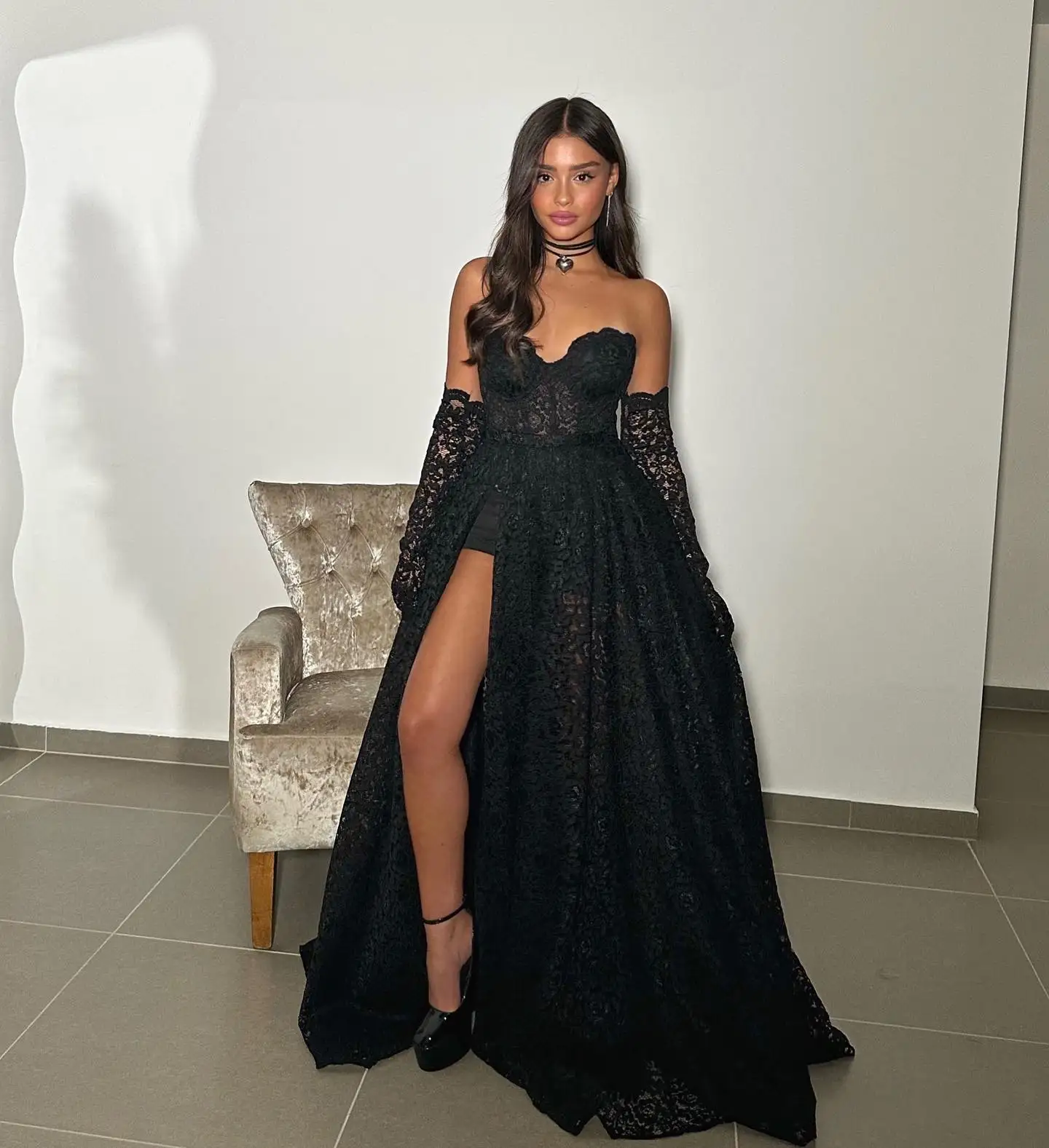 Sexy Lace Prom Dresses 2025 Sweetheart Black Mermaid Party Evening Elegant Celebrity High Slit Dress Party Night Customized
Sexy Lace Prom Dresses 2025 Sweetheart Black Mermaid Party Evening Elegant Celebrity High Slit Dress Party Night Customized