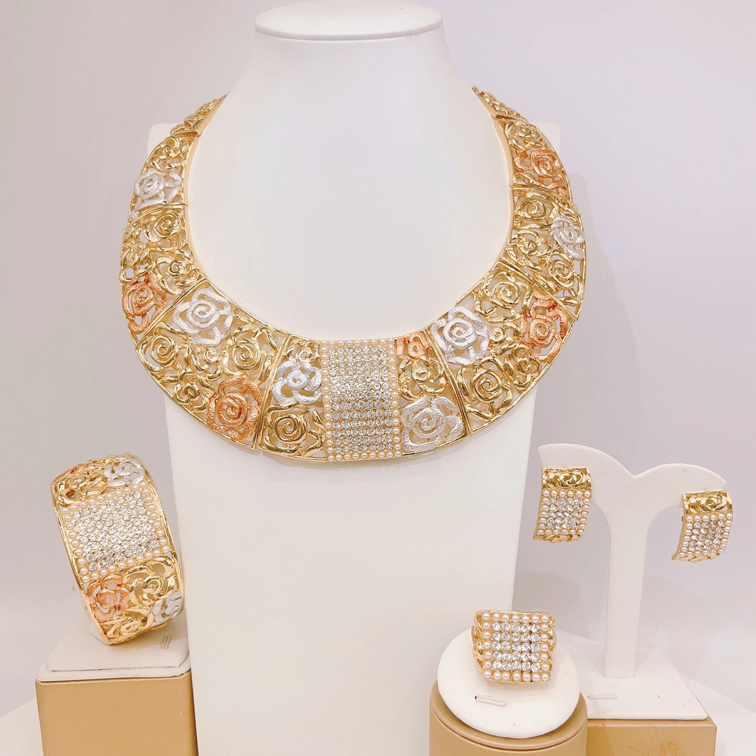 Elegant three tone flower Italian rhinestone Jewelry For Women fashionable Necklace Bracelet Earrings Ring 4 PC Set Holiday Gift
Elegant three tone flower Italian rhinestone Jewelry For Women fashionable Necklace Bracelet Earrings Ring 4 PC Set Holiday Gift