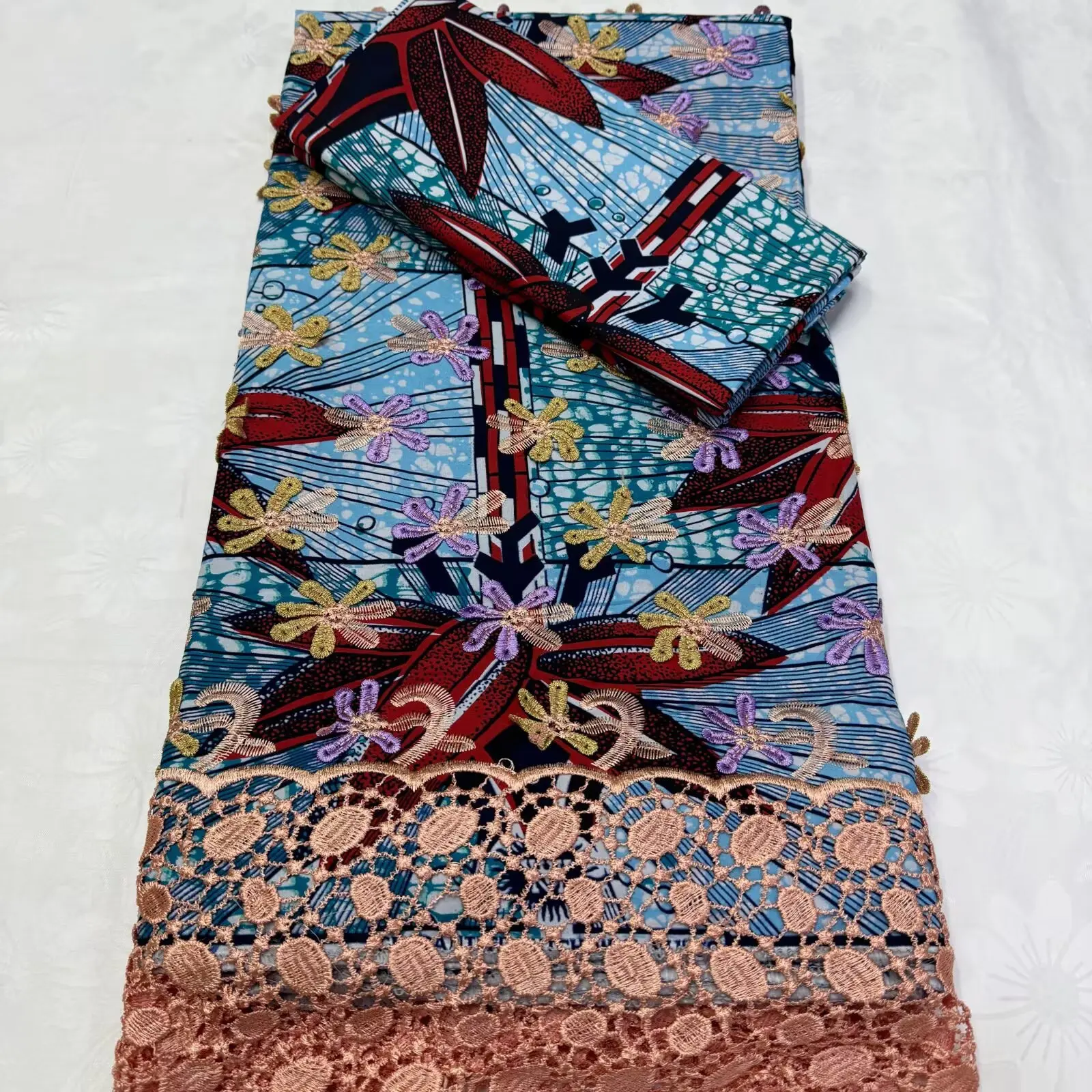 Hot Sale 3+2 Yards Ankara Fabric African Real Lace Wax Print 100% Cotton Soft Tissus Embroidery For Sewing Material High Hualit
Hot Sale 3+2 Yards Ankara Fabric African Real Lace Wax Print 100% Cotton Soft Tissus Embroidery For Sewing Material High Hualit