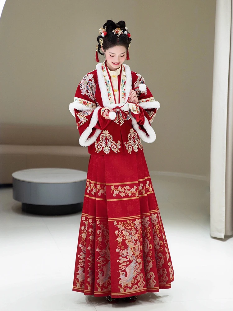 Wedding Dress Set New Chinese Style Show He Wedding Gown Long Sleeve Floor Length Princess Style for Engagement And Banquet
Wedding Dress Set New Chinese Style Show He Wedding Gown Long Sleeve Floor Length Princess Style for Engagement And Banquet