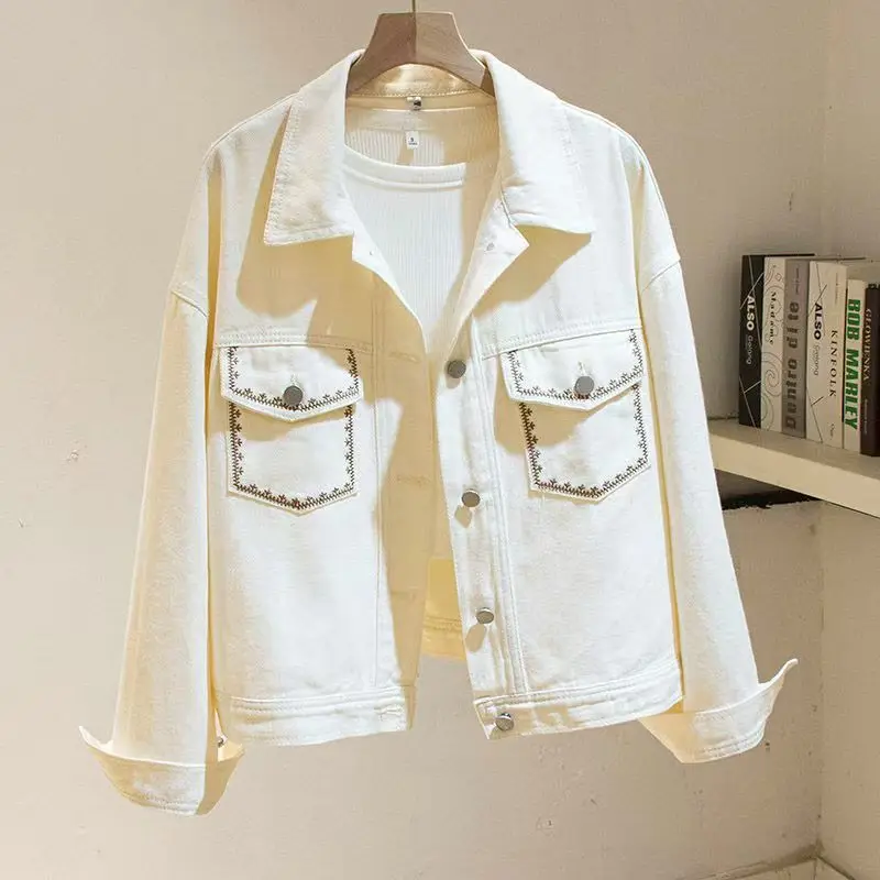 2025 Autumn New White Loose Cowboy Jacket for Women, Small, Versatile, Short, High End, Embroidered Jacket, Women's Fashion
2025 Autumn New White Loose Cowboy Jacket for Women, Small, Versatile, Short, High End, Embroidered Jacket, Women's Fashion