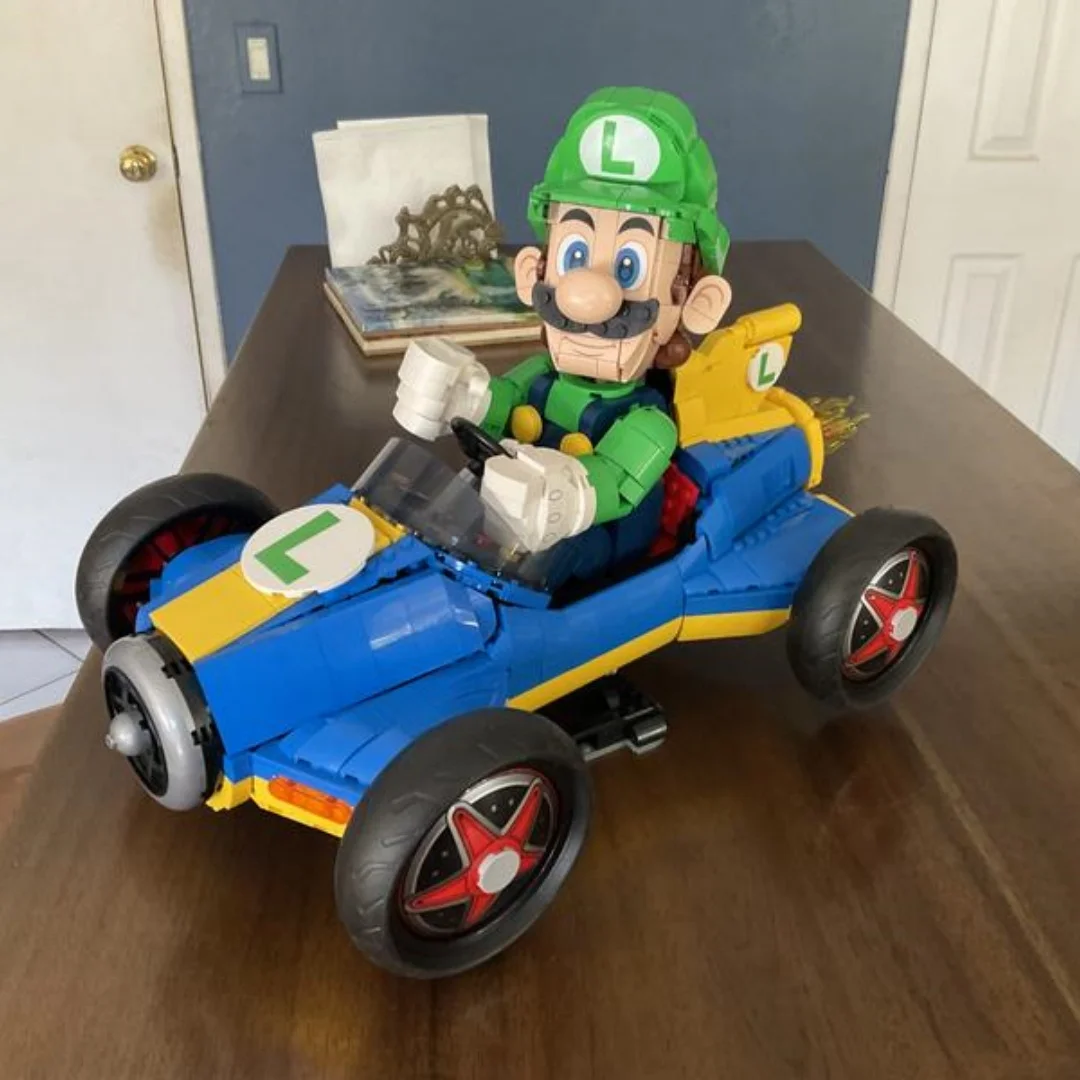 In Stock New 2234pcs Anime Kart Bricks 72050 Model Building Blocks Movie Game Vehicle Assemble Toys for Home Decor Adults Gifts
In Stock New 2234pcs Anime Kart Bricks 72050 Model Building Blocks Movie Game Vehicle Assemble Toys for Home Decor Adults Gifts