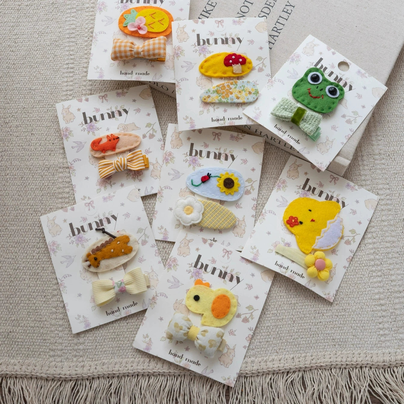 Baby Girls Hair Clips Children's Cartoon Hairpin Kids Hair Accessories Cute Fabric Covered Hairclips Korean Style Side Clip
Baby Girls Hair Clips Children's Cartoon Hairpin Kids Hair Accessories Cute Fabric Covered Hairclips Korean Style Side Clip