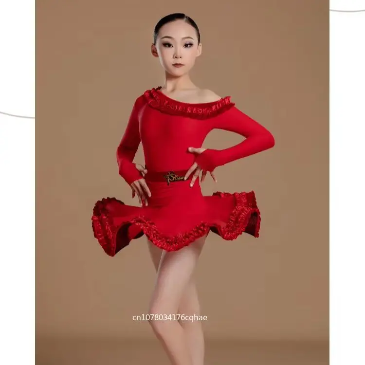 Girls' Latin dance practice dress high-end long-sleeved dress with floral trim and fishbone skirt for performances and shows
Girls' Latin dance practice dress high-end long-sleeved dress with floral trim and fishbone skirt for performances and shows