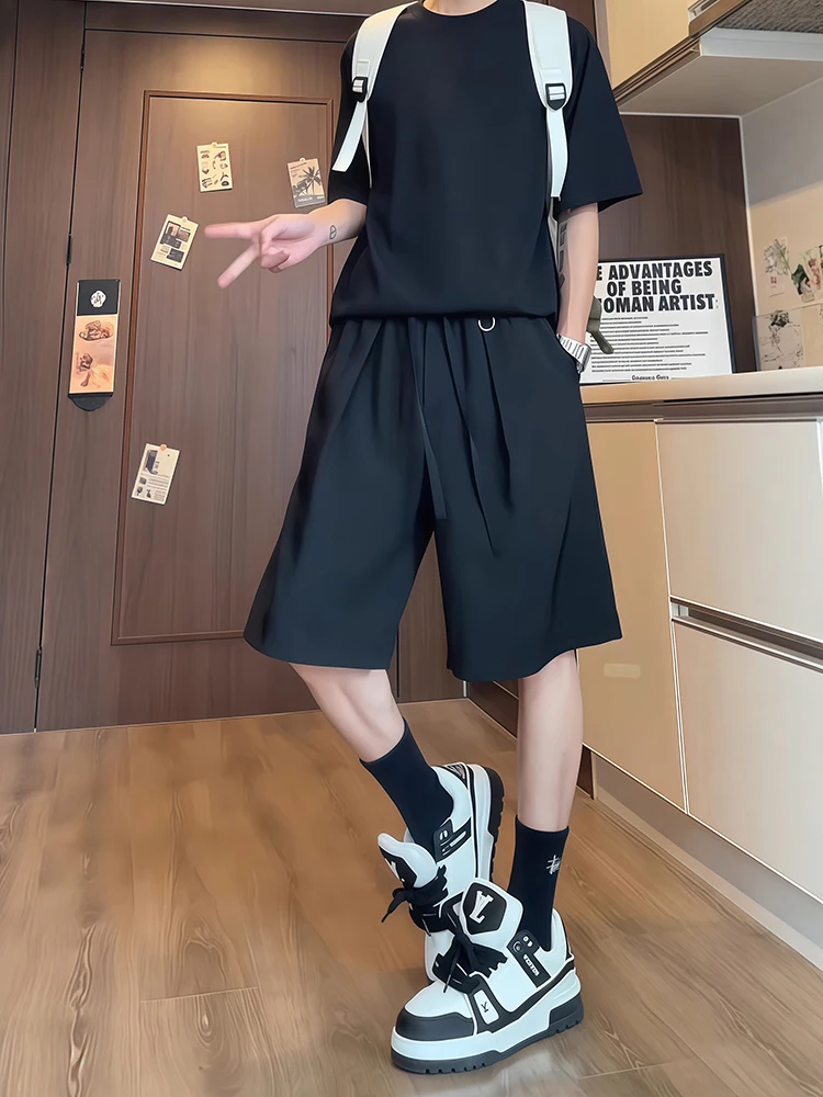 Костюм из ледяного шелка с высокой талией, мужские летние тонкие висячие брюки «пять четвертей», элитные крутые повседневные брюки в стиле вестерн
Костюм из ледяного шелка с высокой талией, мужские летние тонкие висячие брюки «пять четвертей», элитные крутые повседневные брюки в стиле вестерн