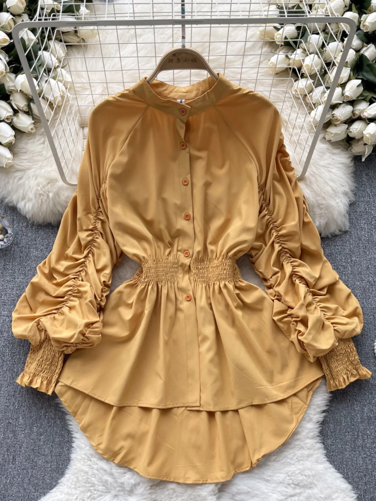 Autumn New Korean Style Casual Stand Up Collar Single Breasted Pleated Design with Long Sleeves Waist Cinching Chiffon Shirt
Autumn New Korean Style Casual Stand Up Collar Single Breasted Pleated Design with Long Sleeves Waist Cinching Chiffon Shirt