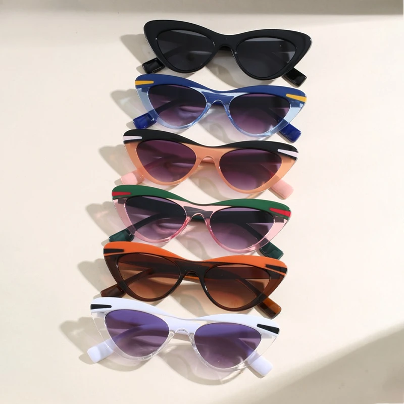 Retro Small Frame Cat-eye Fashion Luxury Sunglasses Designers Comfortable To Wear Street Photography UV Resistant Glasses
Retro Small Frame Cat-eye Fashion Luxury Sunglasses Designers Comfortable To Wear Street Photography UV Resistant Glasses
