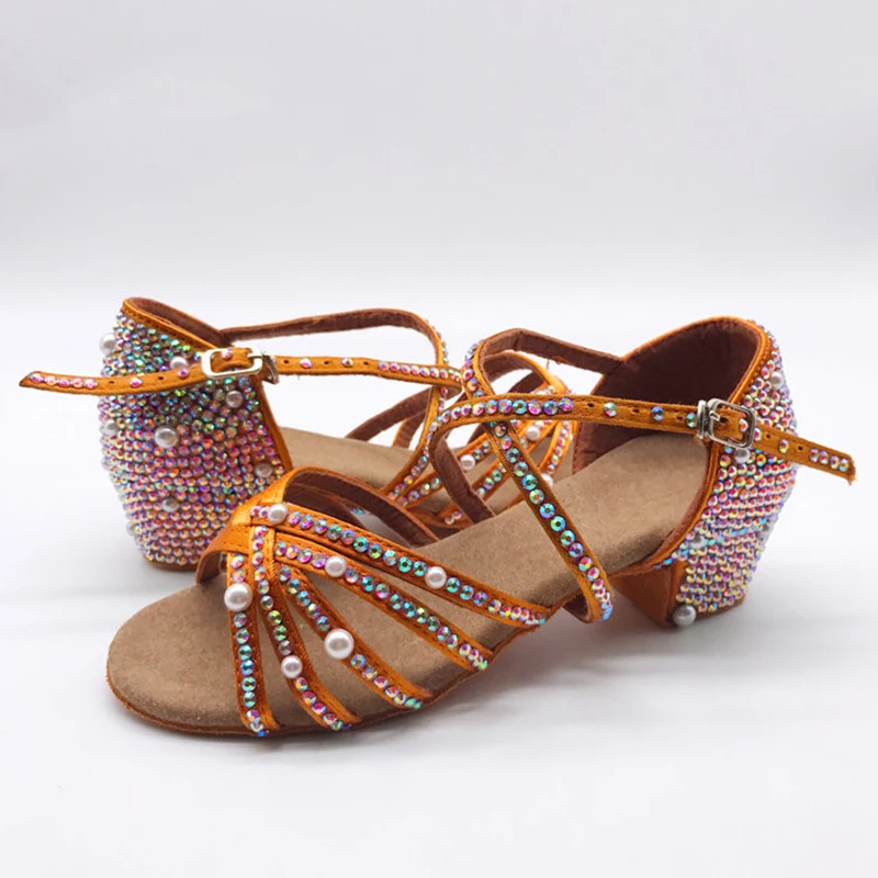 Latin Dance Adult And Children'S High-End Soft Soled Pearl Inlaid Black Pool Samba Cha Tango Women'S Professional Dance Shoes
Latin Dance Adult And Children'S High-End Soft Soled Pearl Inlaid Black Pool Samba Cha Tango Women'S Professional Dance Shoes