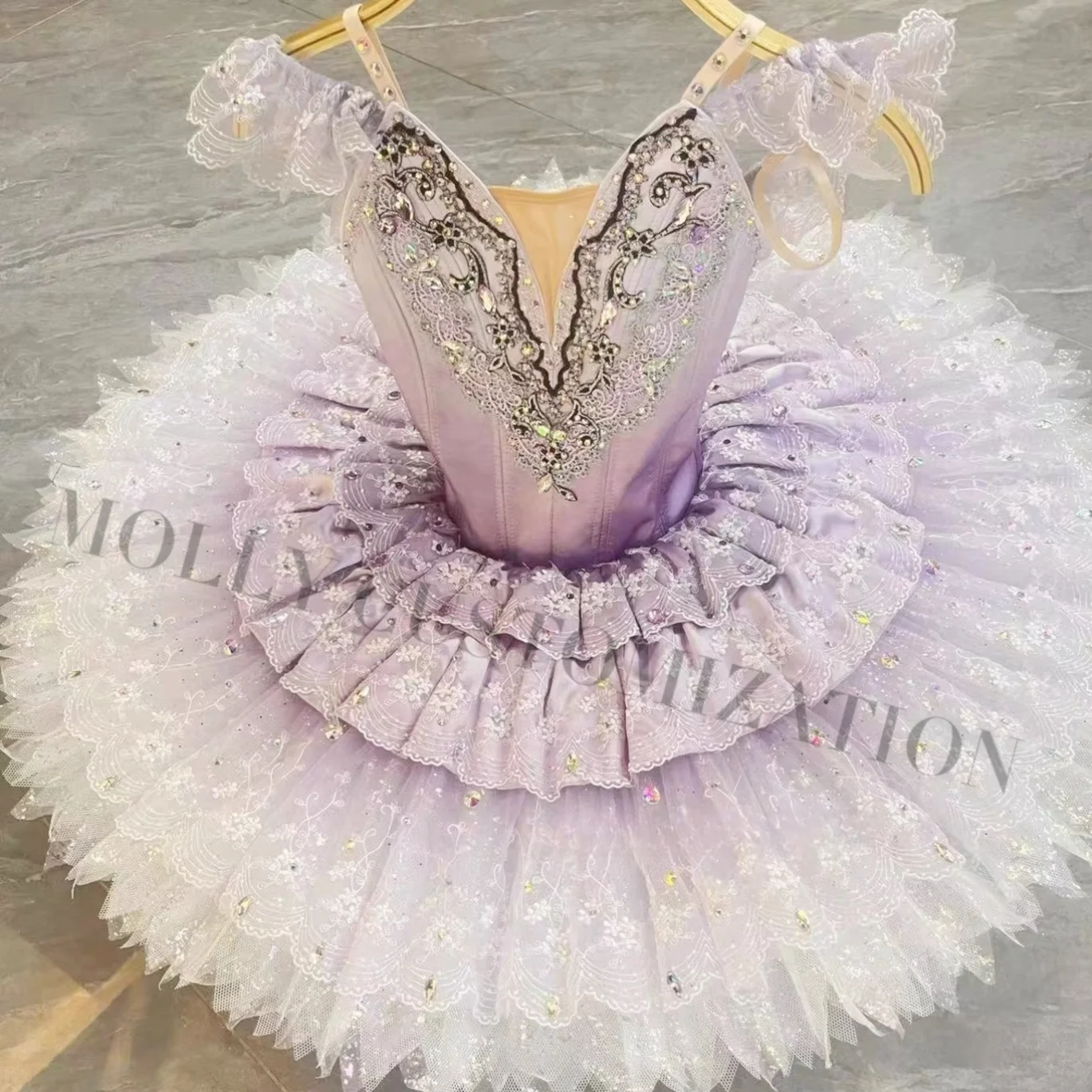 New custom purple gradient lilac purple fairy ballet performance competition skirt for adults and children
New custom purple gradient lilac purple fairy ballet performance competition skirt for adults and children