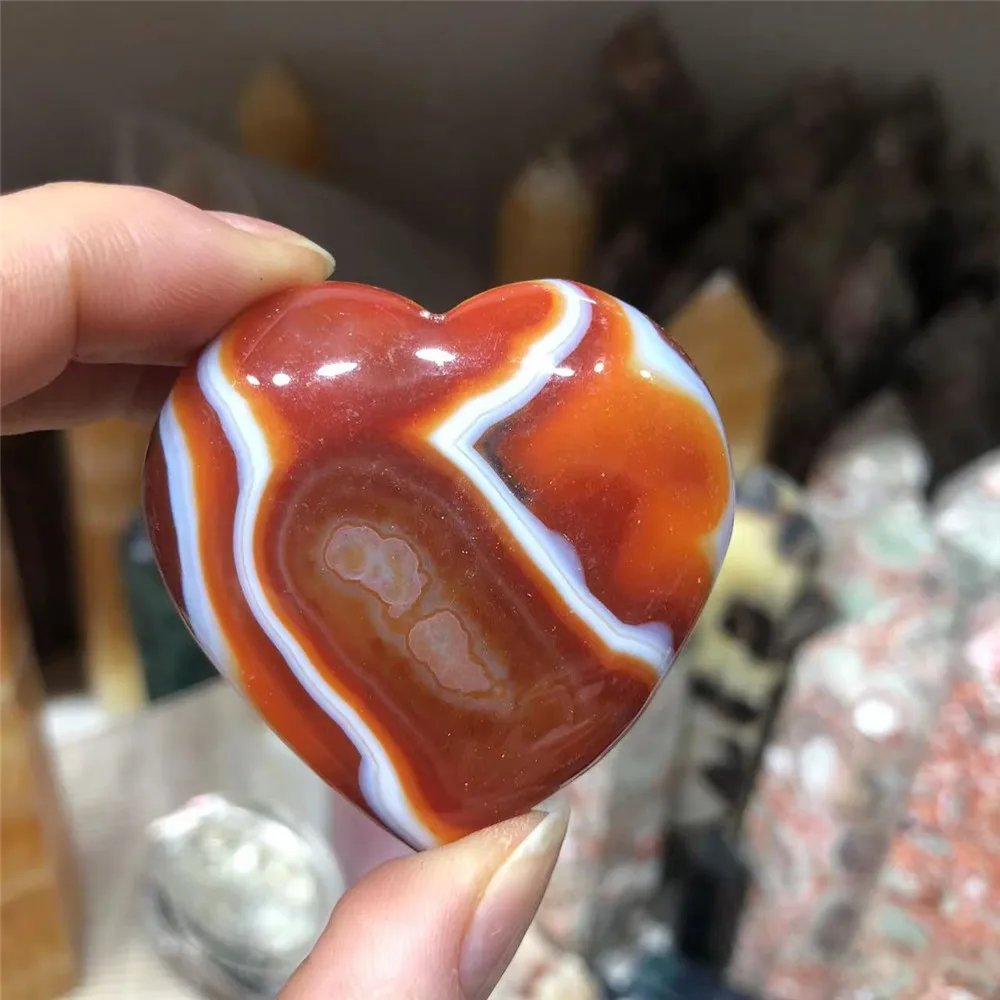 1pc Natural Carnelian Heart Shaped Hand Carved Love Red Agate Crystal Home Decoration
1pc Natural Carnelian Heart Shaped Hand Carved Love Red Agate Crystal Home Decoration