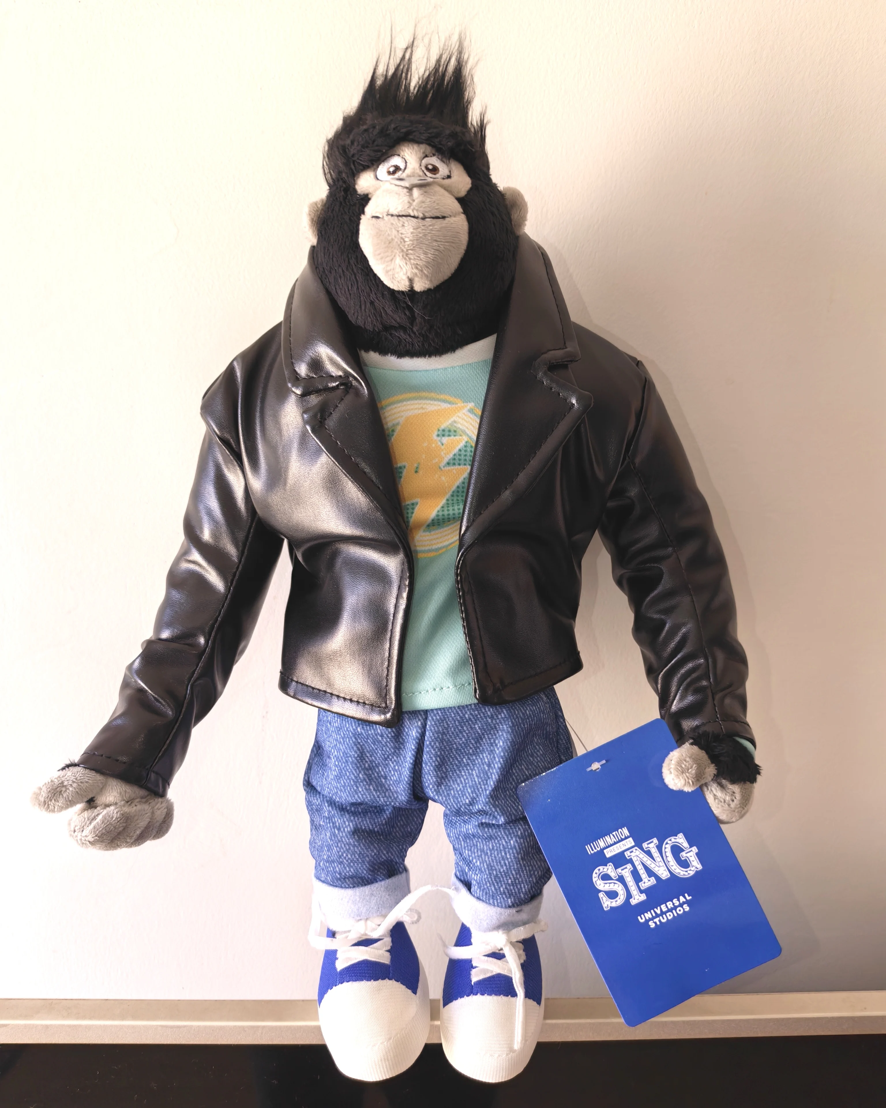 Universal Studios Sing 2 Best Singer Super Cool Johnny Gorilla Plush Toy Kids Birthday Gift & Travel Souvenir
Universal Studios Sing 2 Best Singer Super Cool Johnny Gorilla Plush Toy Kids Birthday Gift & Travel Souvenir