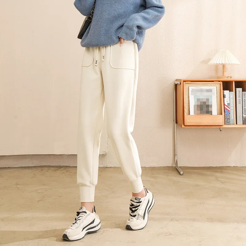 Leisure Sports Pants for Women's Autumn and Winter Loose Fashionable Warm Thickened Clothing X500
Leisure Sports Pants for Women's Autumn and Winter Loose Fashionable Warm Thickened Clothing X500