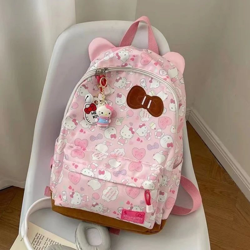 Kawaii Sanrio мультфильм Hello Kitty мультфильм милый большой емкости креативный рюкзак с бантом водонепроницаемый подарок на день рождения новый стиль
Kawaii Sanrio мультфильм Hello Kitty мультфильм милый большой емкости креативный рюкзак с бантом водонепроницаемый подарок на день рождения новый стиль