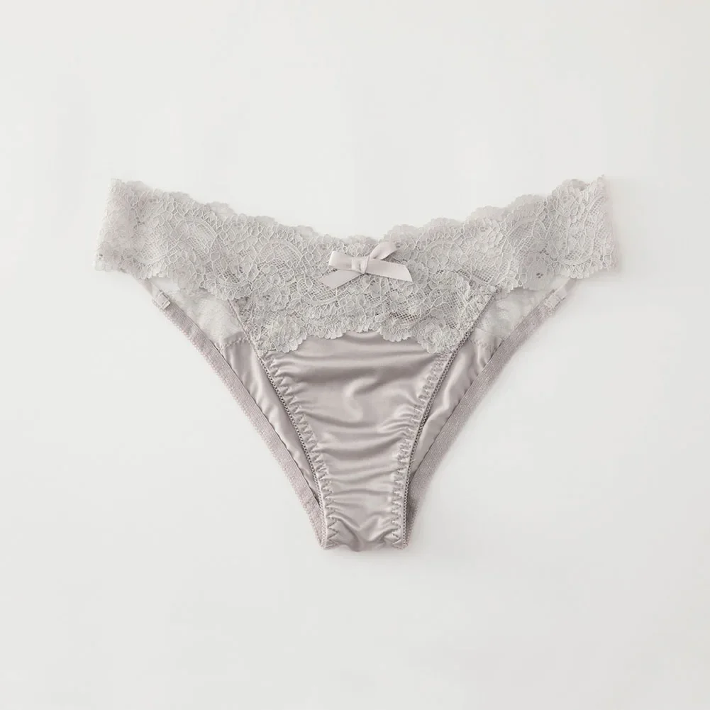 Panties Women Low Waist Sexy Lingerie Lace Thong Stretch T Pants Breathable Briefs Quick Dry Vintage Hollow Female Underwear
Panties Women Low Waist Sexy Lingerie Lace Thong Stretch T Pants Breathable Briefs Quick Dry Vintage Hollow Female Underwear