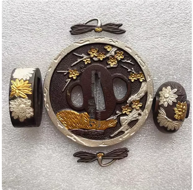 Gilded with Gold & Silver Copper Set of Japanese Samurai Katana Sword Accessories, Tsuba, Fuchi, Kashira, Menuki
Gilded with Gold & Silver Copper Set of Japanese Samurai Katana Sword Accessories, Tsuba, Fuchi, Kashira, Menuki