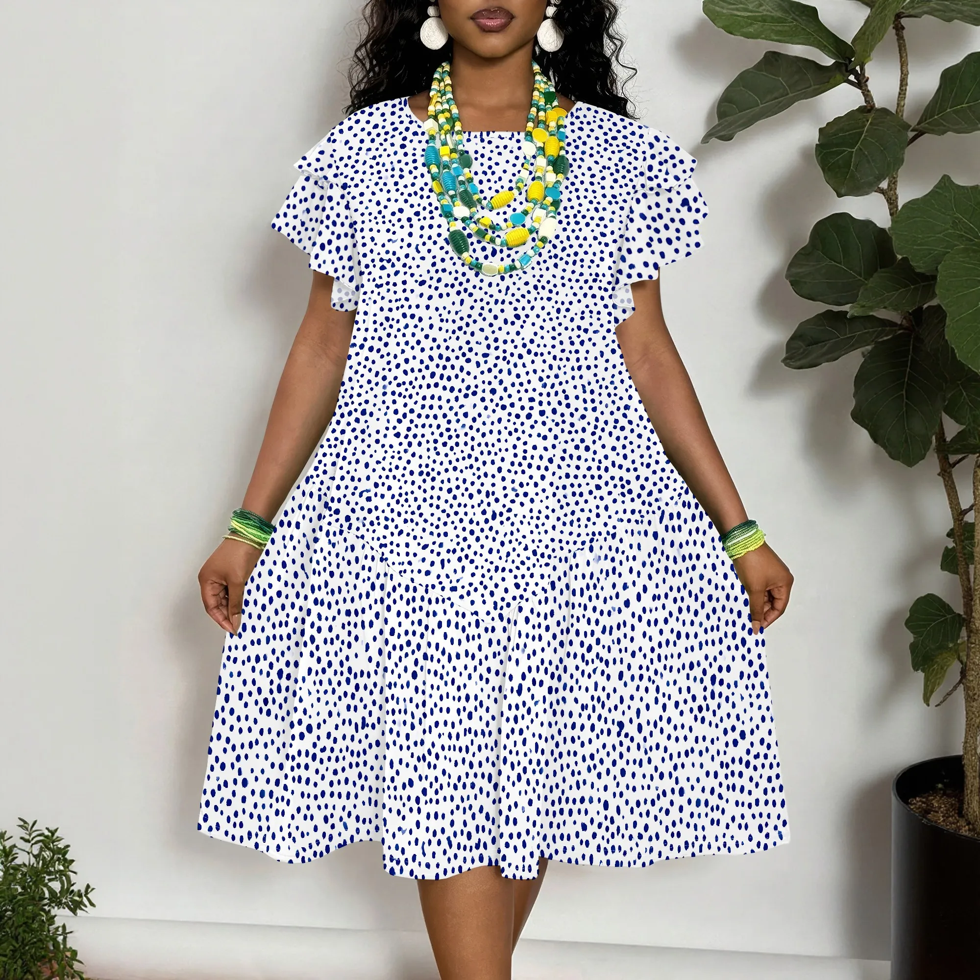 Polka Dot Print Dress, Short Sleeve Mini Dress, Ruffle Hem A-Line Dress, Summer Casual Wear for Women, XL-6XL
Polka Dot Print Dress, Short Sleeve Mini Dress, Ruffle Hem A-Line Dress, Summer Casual Wear for Women, XL-6XL