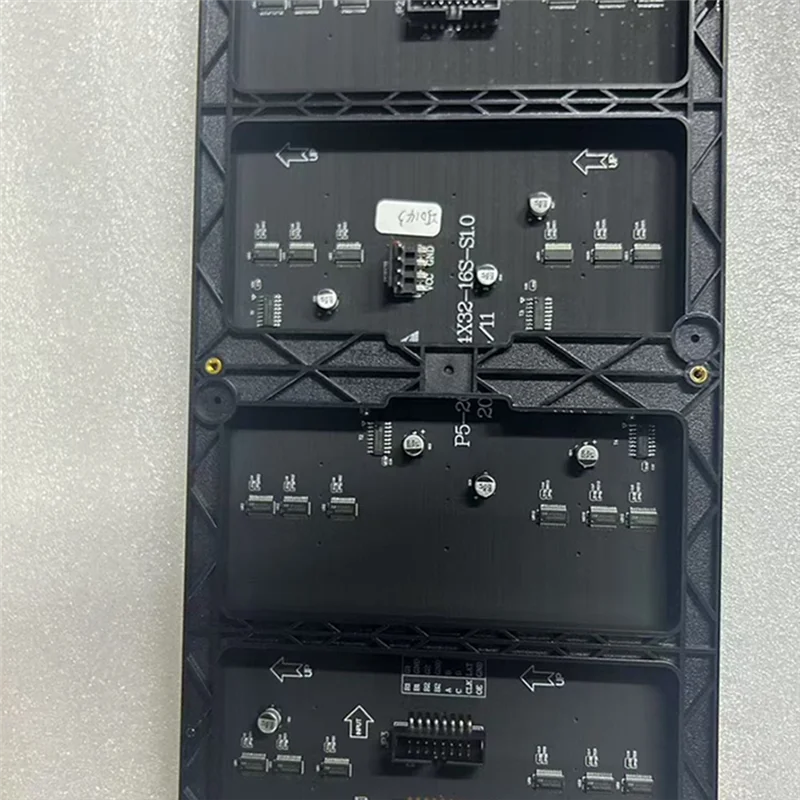 -A95Z Factory P5 Indoor 320Mmx160mm 16 Scan SMD Full Color Module 64X32 Pixels Dot Matrix Panel Video Screen Board
-A95Z Factory P5 Indoor 320Mmx160mm 16 Scan SMD Full Color Module 64X32 Pixels Dot Matrix Panel Video Screen Board