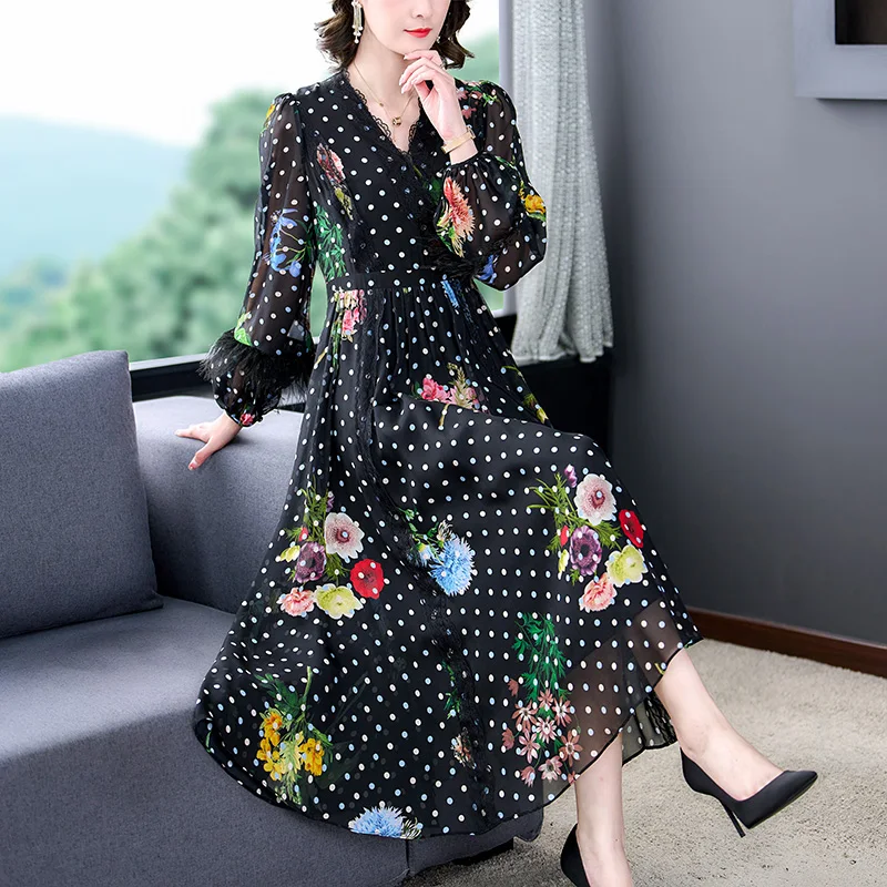2023 Boho BlackSilk Light Elegant Dress Summer Fashion Embroidery V-Neck Midi Dresses Women Hight Quality Bodycon Party Vestidos
2023 Boho BlackSilk Light Elegant Dress Summer Fashion Embroidery V-Neck Midi Dresses Women Hight Quality Bodycon Party Vestidos
