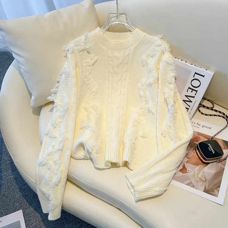 2023 New Tassel Pullover Sweater Women's Korean Fashion Round Neck Long Sleeve Loose Twist Sweaters Woman Knitwear Y2k Top
2023 New Tassel Pullover Sweater Women's Korean Fashion Round Neck Long Sleeve Loose Twist Sweaters Woman Knitwear Y2k Top