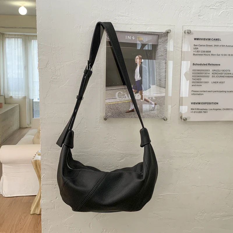 Stylish Crescent Hobo Bag for Women, Soft Faux Leather Crossbody Bag with Adjustable Strap, Suitable for Daily Wear and Travel
Stylish Crescent Hobo Bag for Women, Soft Faux Leather Crossbody Bag with Adjustable Strap, Suitable for Daily Wear and Travel