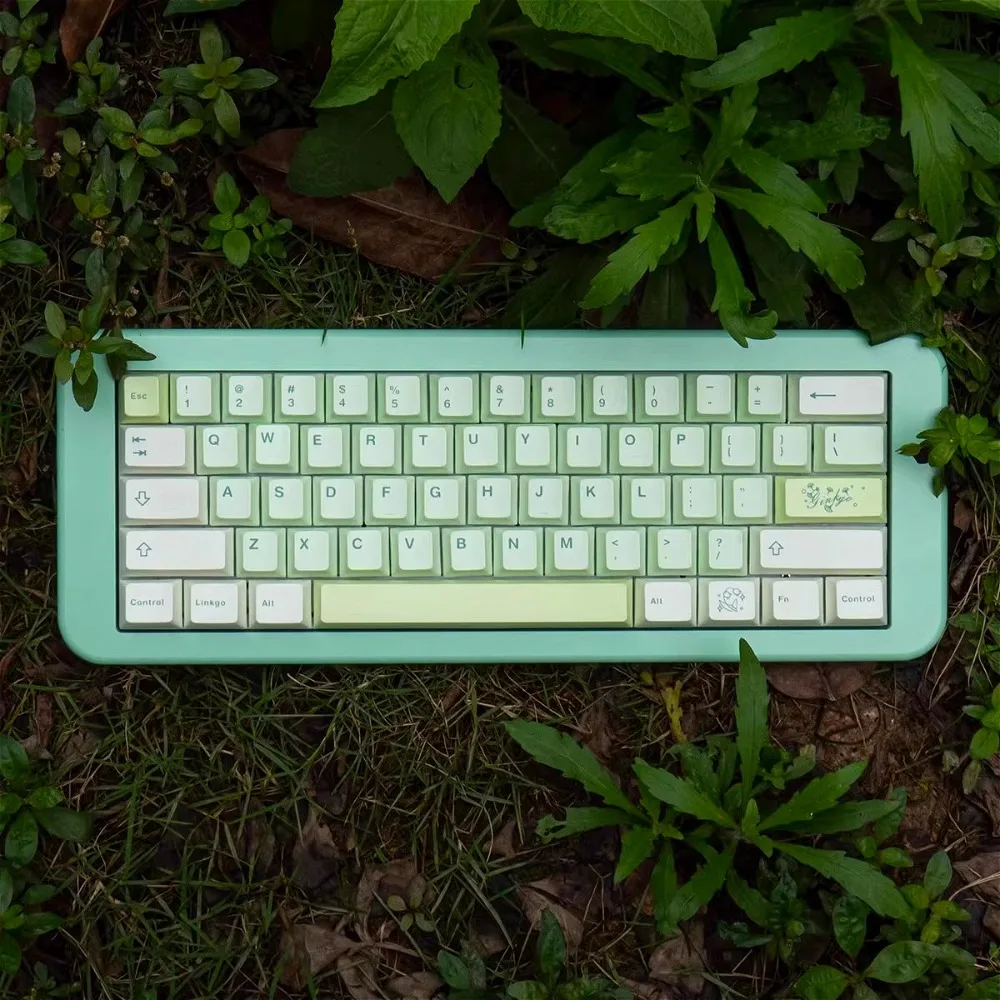 E-sports customized magnetic axis keycap PBT sublimation original factory adaptation Wooting68 ginkgo theme
E-sports customized magnetic axis keycap PBT sublimation original factory adaptation Wooting68 ginkgo theme